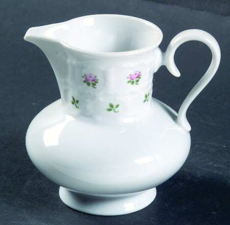Pirouette Creamer