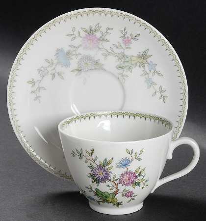 Rhodora Flat Cup & Saucer Set