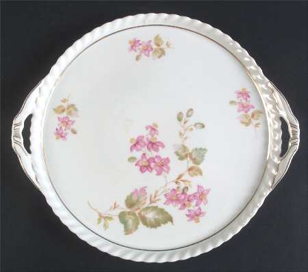 Rosetta Handled Cake Plate