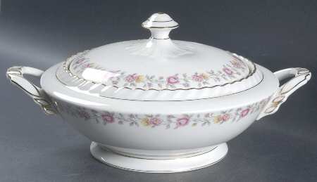 Rosedale Round Covered Vegetable