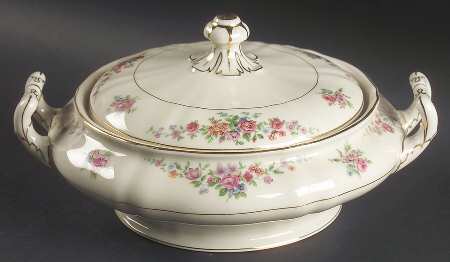 Rosina Round Covered Vegetable