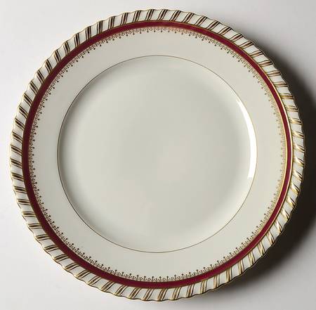 Ruby (Gold Verge Line) Luncheon Plate