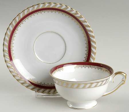 Ruby (Gold Verge Line) Footed Cup & Saucer Set