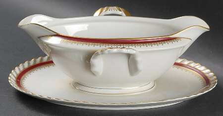 Ruby (Gold Verge Line) Gravy Boat with Attached Underplate
