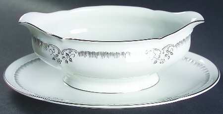 Silver Dream Gravy Boat with Attached Underplate