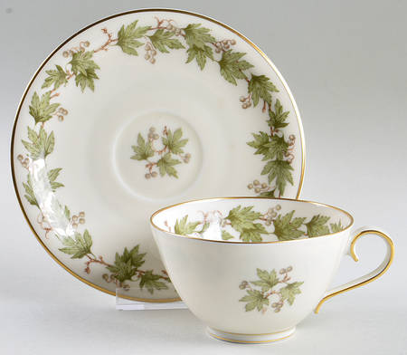 Sycamore (Center Decal) Flat Cup & Saucer Set