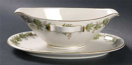 Sycamore (Center Decal) Gravy Boat with Attached Underplate