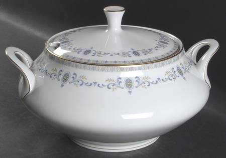 Toscana Tureen &  Lid
