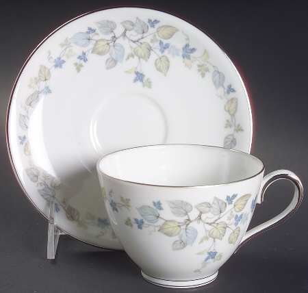 Vignette Flat Cup & Saucer Set