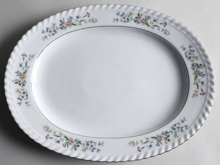 Woodfield 13" Oval Serving Platter
