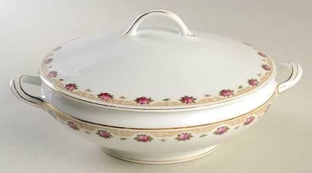 17539 Round Covered Vegetable