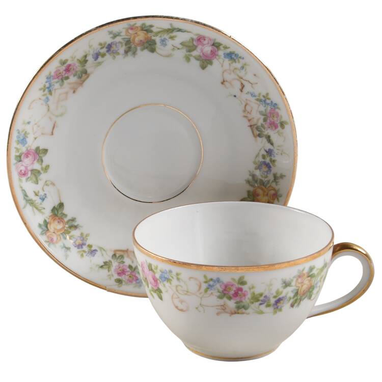 22532 Flat Cup & Saucer Set