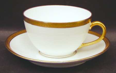 82579 Flat Cup & Saucer Set