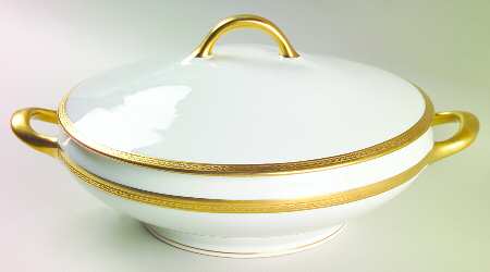 82579 Round Covered Vegetable