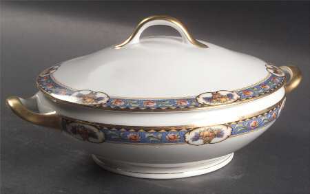 22547 Round Covered Vegetable