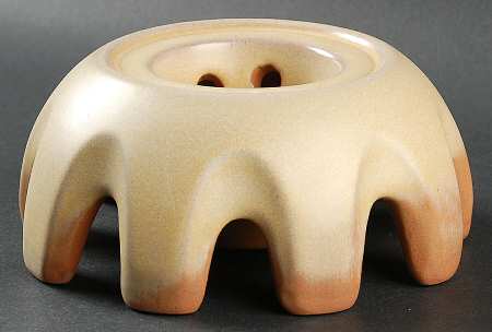 Lazy Bones (Desert Gold) China Warmer Stand
