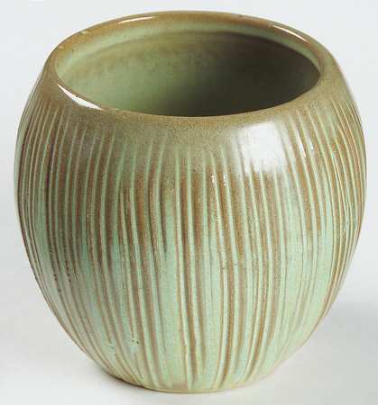 Lazy Bones Prairie Green Coconut Planter