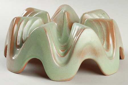 Lazy Bones Prairie Green China Warmer Stand