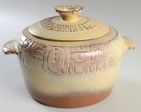 Mayan Aztec Desert Gold 3 Quart Round Covered Casserole
