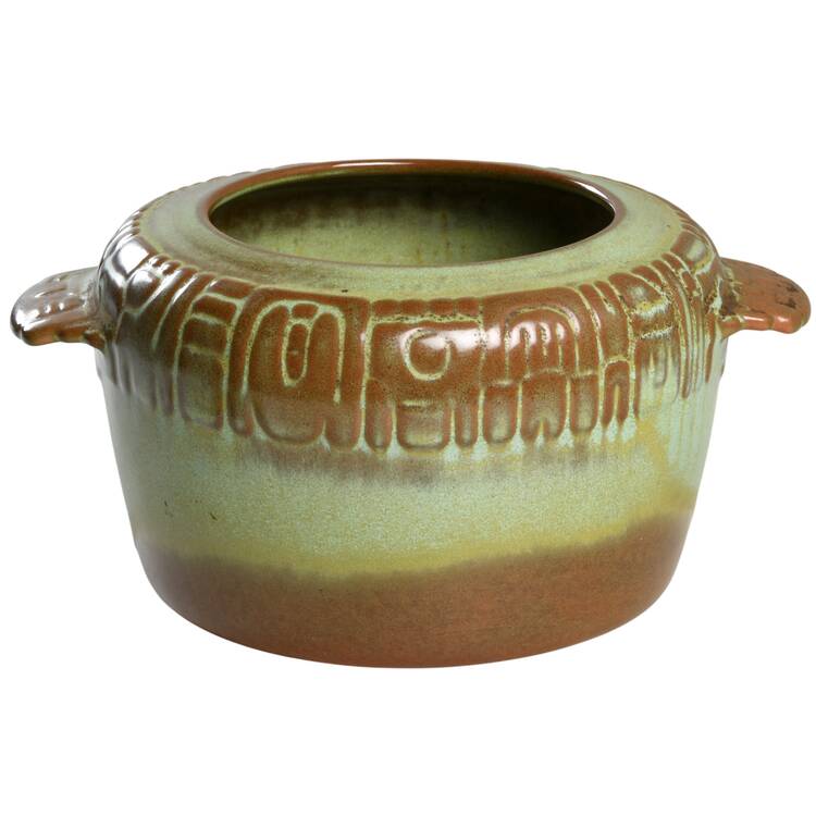 Mayan Aztec Prairie Green 2 Qt Round Covered Casserole No Lid