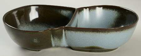 Plainsman Woodland Moss 10" Oval Divided Vegetable Bowl