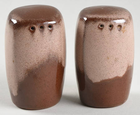 Plainsman Brown Salt & Pepper Set