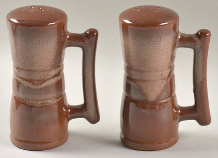 Plainsman Brown Salt & Pepper Set