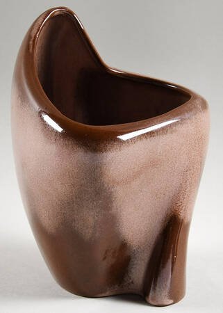 Plainsman Brown 7" Freeform Vase