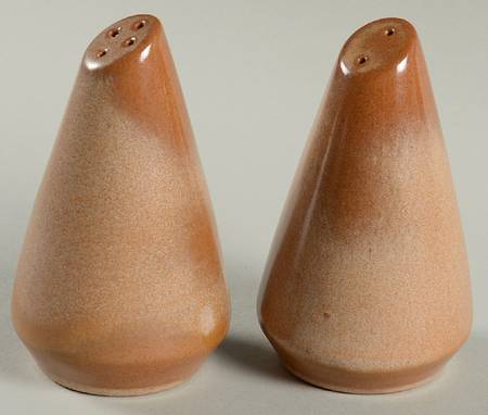 Plainsman Brown Salt & Pepper Set