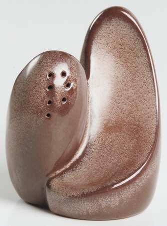 Plainsman Brown Attached Salt and Pepper
