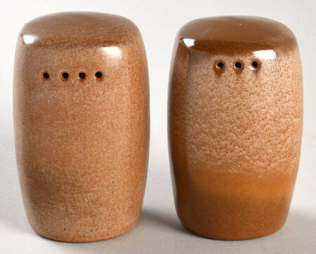 Plainsman Cinnamon Salt & Pepper Set