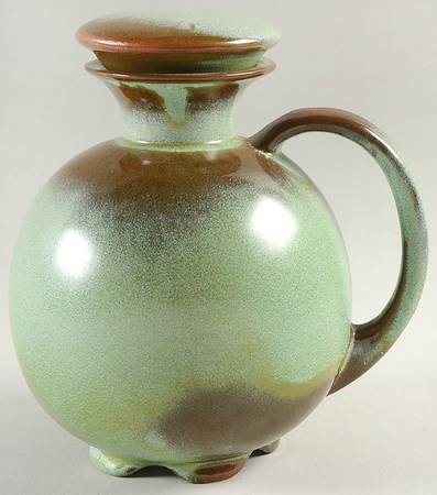 Plainsman Green Carafe & Lid
