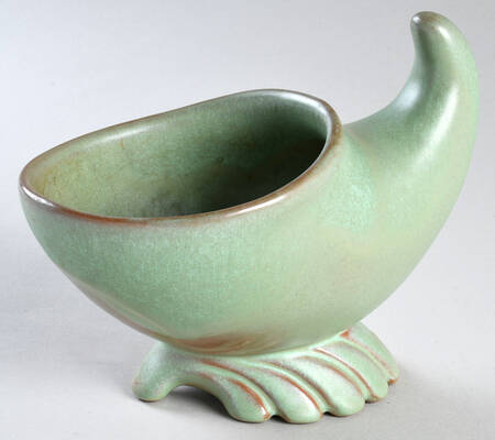 Plainsman Green Figural Planter
