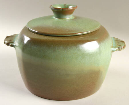 Plainsman Green Bean Pot & Lid