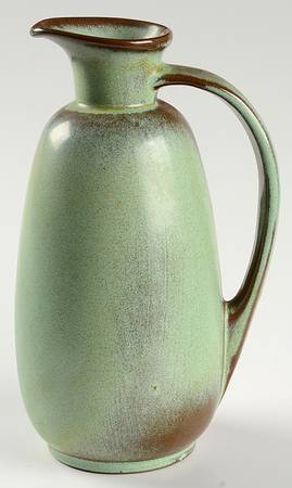 Plainsman Green 24 Oz Pitcher