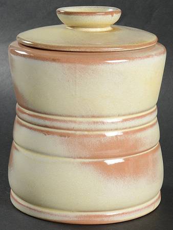 Plainsman Gold Tea Canister & Lid