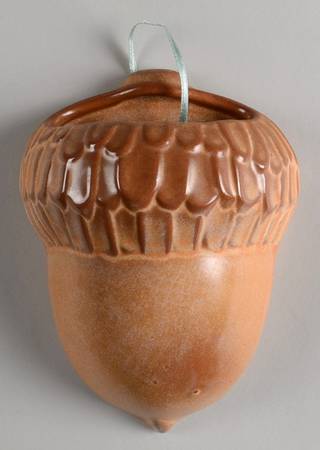Plainsman Gold Wall Pocket Vase