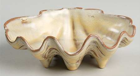 Plainsman Gold 7" Shell Shaped Bowl