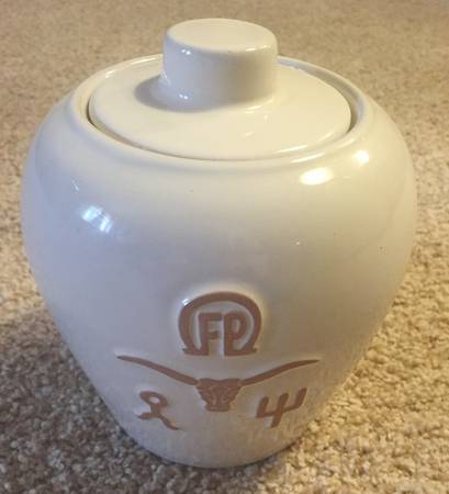 Ranch Bone Medium Canister & Lid