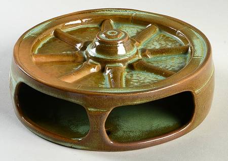 Wagon Wheel Prairie Green Wall Pocket Vase