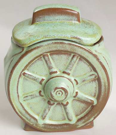 Wagon Wheel Prairie Green Sugar Bowl & Lid
