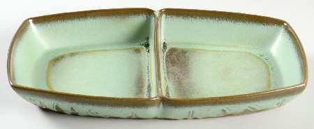 Wagon Wheel Prairie Green 13" Oval Divided Vegetable Bowl