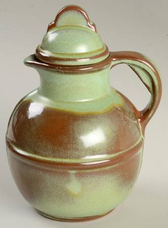 Wagon Wheel Prairie Green 20 Oz Guernsey Jug & Lid