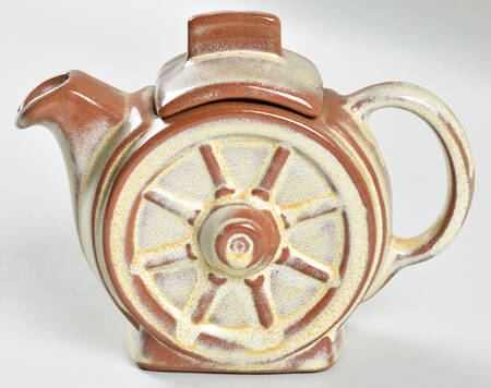 Wagon Wheel Desert Gold Mini Teapot & Lid