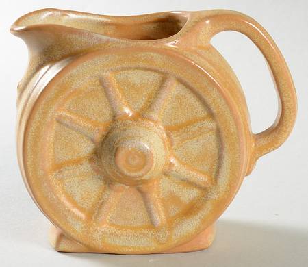 Wagon Wheel Desert Gold Creamer