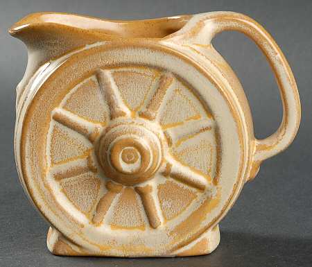 Wagon Wheel Desert Gold Creamer