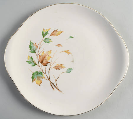 Breeze Handled Cake Plate