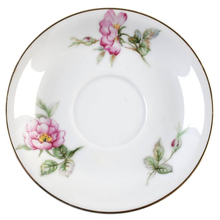 Minuet Saucer