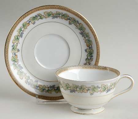 Orchard Footed Cup & Saucer Set