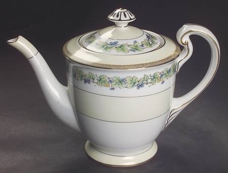 Orchard Teapot & Lid